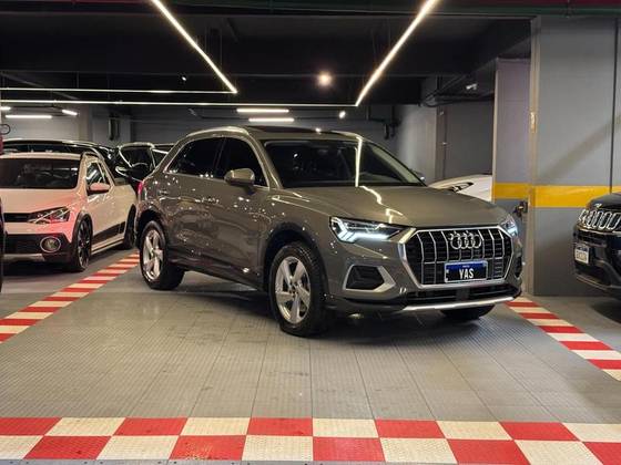 AUDI Q3 2.0 40 TFSI GASOLINA PERFORMANCE QUATTRO TIPTRONIC AUDI Q3 2.0 40 TFSI GASOLINA PERFORMANCE QUATTRO TIPTRONIC